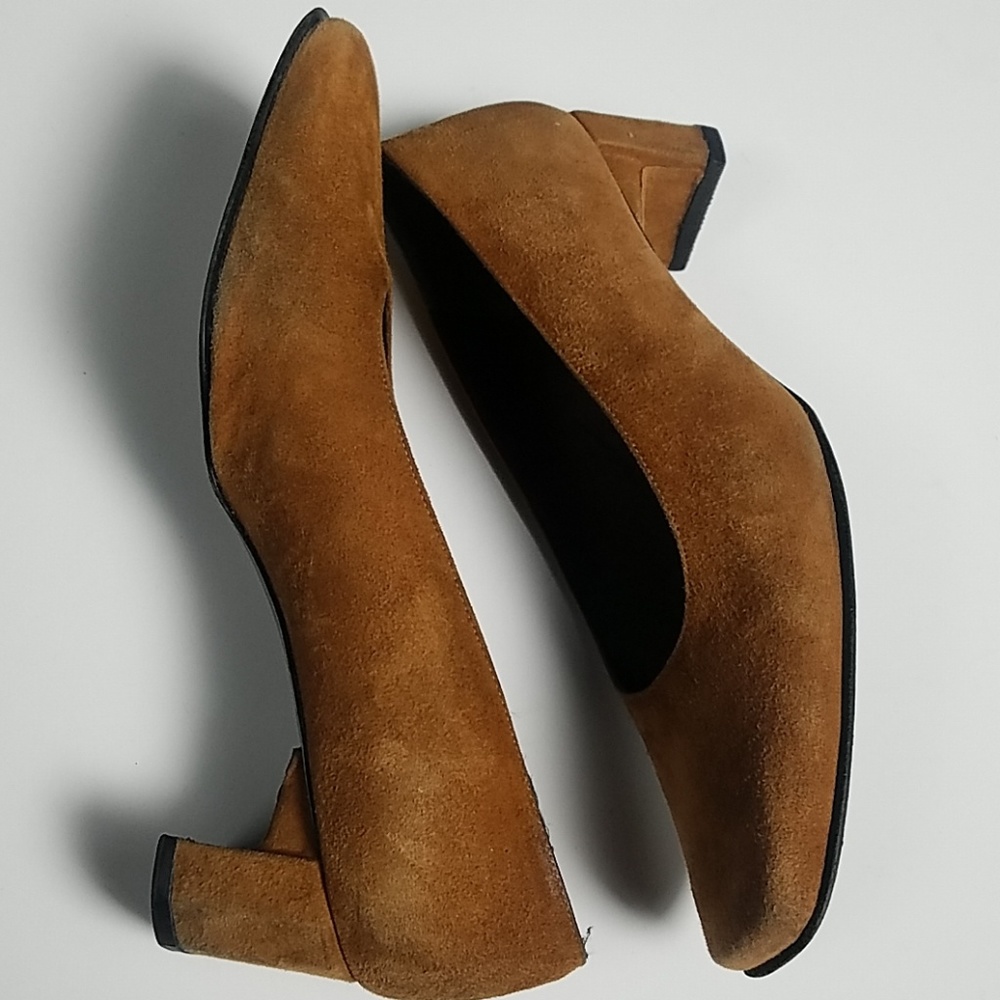 Stuart Weitzman Tan Suede Block Heels 8.5 - image 2